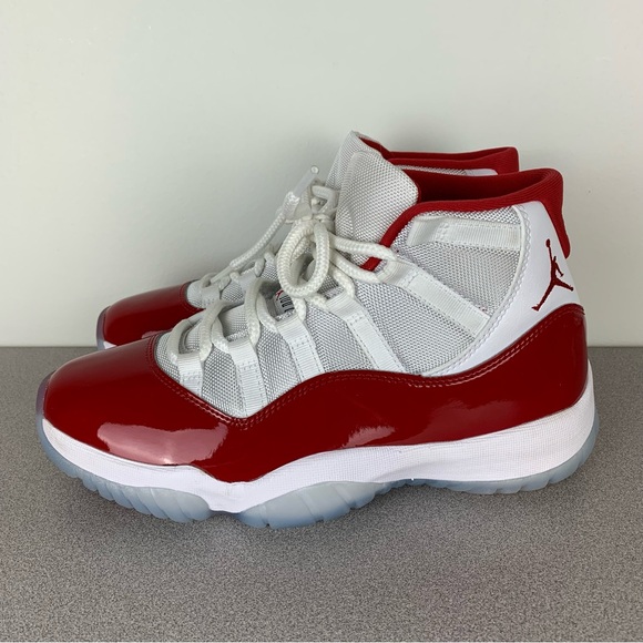 Nike Air Jordan 11 Cherry size 8.5 Men’s - Picture 1 of 16